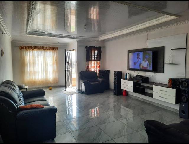3 BEDROOM HOUSE FOR SALE IN WESTSIDE PARK
